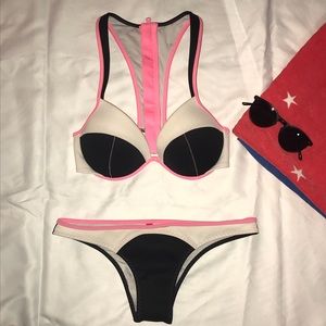 VS Bikini 👙